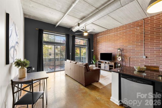 626 N Graham Street 205, Charlotte, NC 28202