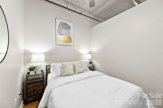 626 N Graham Street 205, Charlotte, NC 28202