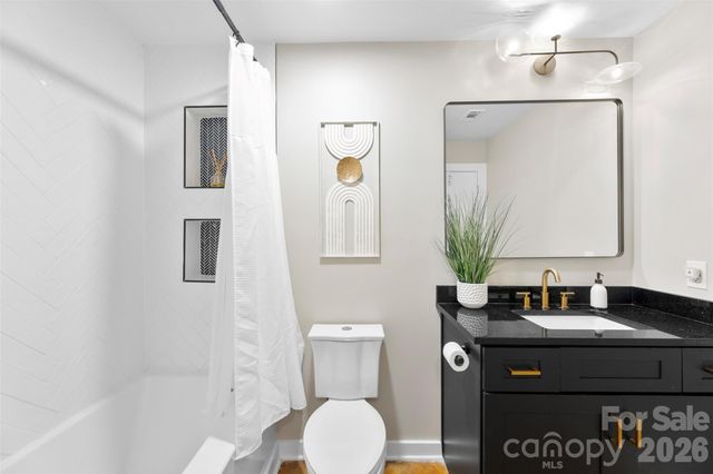 626 N Graham Street 205, Charlotte, NC 28202