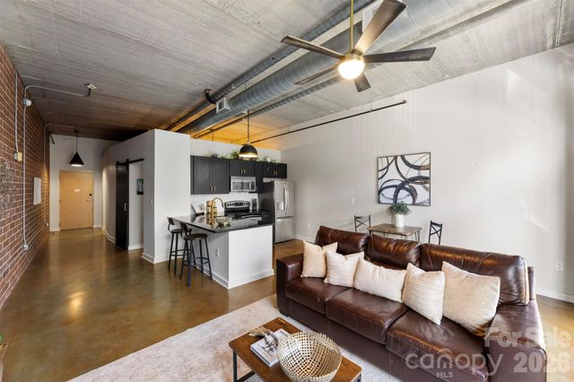 626 N Graham Street 205, Charlotte, NC 28202