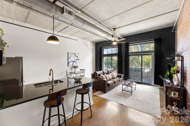 626 N Graham Street 205, Charlotte, NC 28202