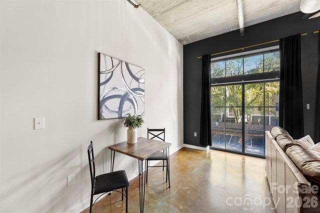 626 N Graham Street 205, Charlotte, NC 28202