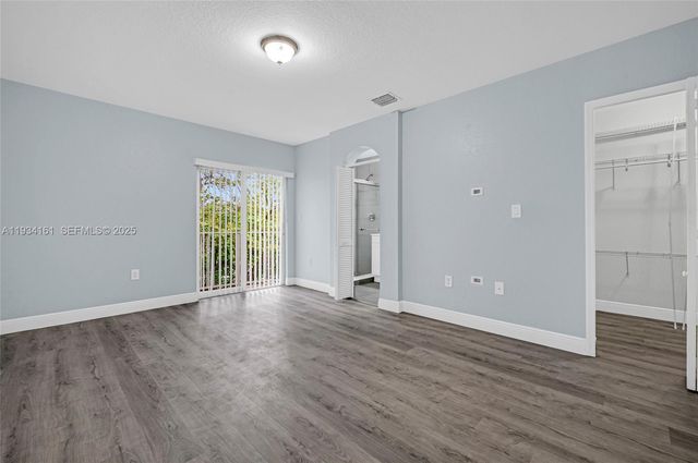 3197 SW 128th Way 135, Miramar, FL 33027