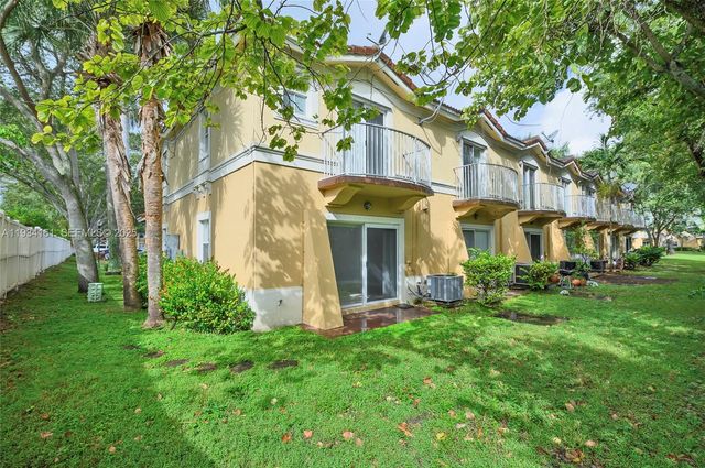 3197 SW 128th Way 135, Miramar, FL 33027