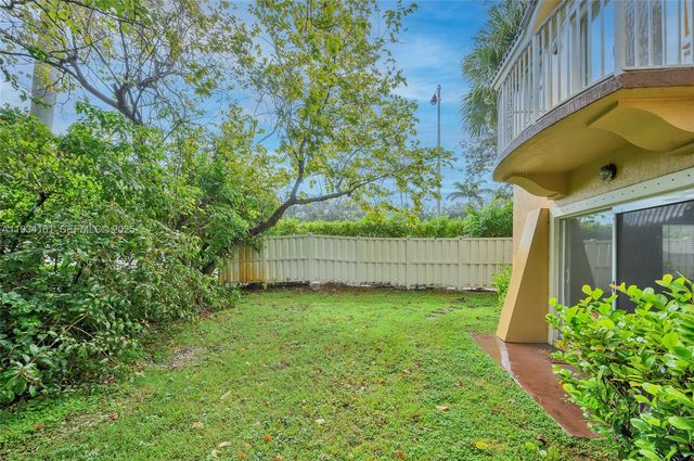 3197 SW 128th Way 135, Miramar, FL 33027