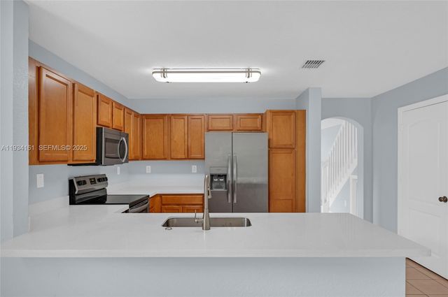 3197 SW 128th Way 135, Miramar, FL 33027