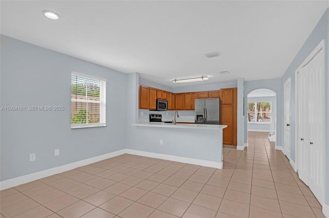 3197 SW 128th Way 135, Miramar, FL 33027