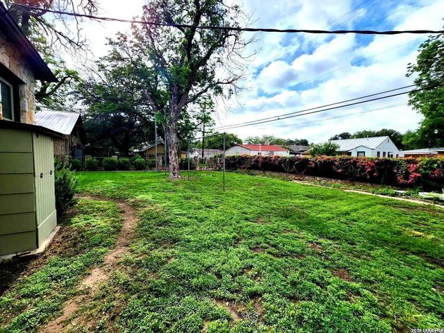 1532 HICKS AVE, San Antonio, TX 78210