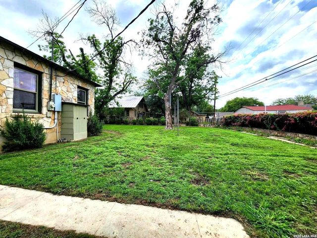 1532 HICKS AVE, San Antonio, TX 78210