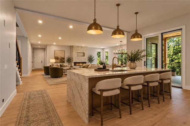 233 Brookcliff Trace, Marietta, GA 30068