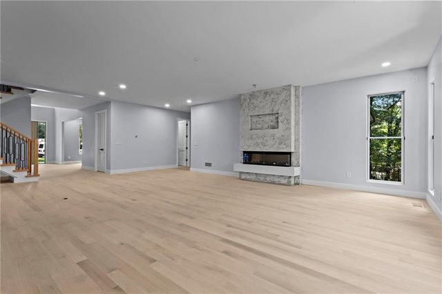 233 Brookcliff Trace, Marietta, GA 30068