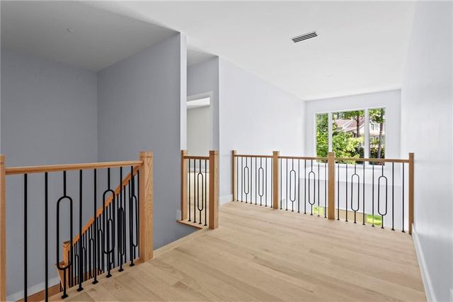 233 Brookcliff Trace, Marietta, GA 30068