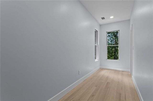 233 Brookcliff Trace, Marietta, GA 30068