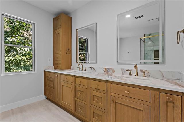 233 Brookcliff Trace, Marietta, GA 30068