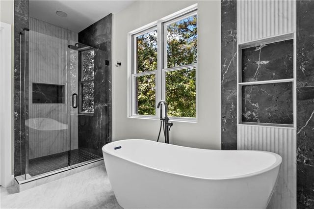 233 Brookcliff Trace, Marietta, GA 30068