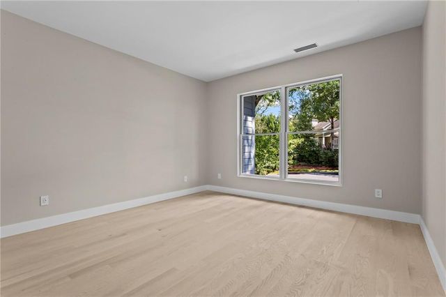 233 Brookcliff Trace, Marietta, GA 30068
