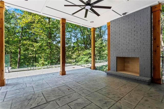 233 Brookcliff Trace, Marietta, GA 30068