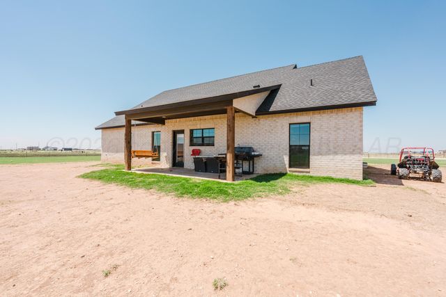800 E CEMETERY Road, Canyon, TX 79015