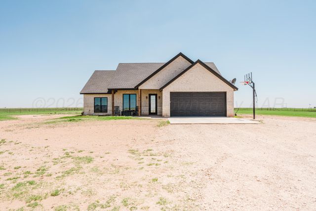 800 E CEMETERY Road, Canyon, TX 79015