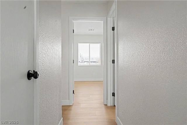 5162 Paradise Skies Avenue, Las Vegas, NV 89156