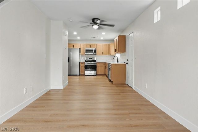 5162 Paradise Skies Avenue, Las Vegas, NV 89156