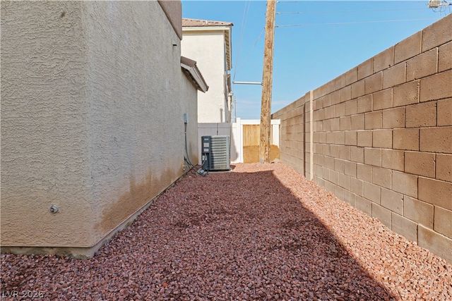5162 Paradise Skies Avenue, Las Vegas, NV 89156