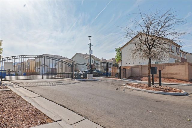 5162 Paradise Skies Avenue, Las Vegas, NV 89156