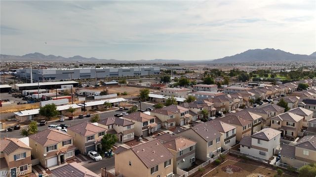 5162 Paradise Skies Avenue, Las Vegas, NV 89156