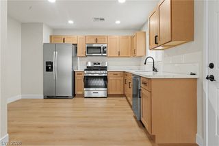 5162 Paradise Skies Avenue, Las Vegas, NV 89156