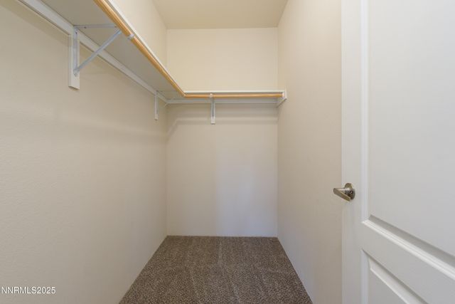 2595 E 4th Street, Silver Springs, NV 89429