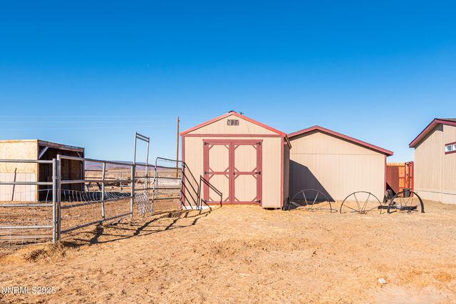 2595 E 4th Street, Silver Springs, NV 89429