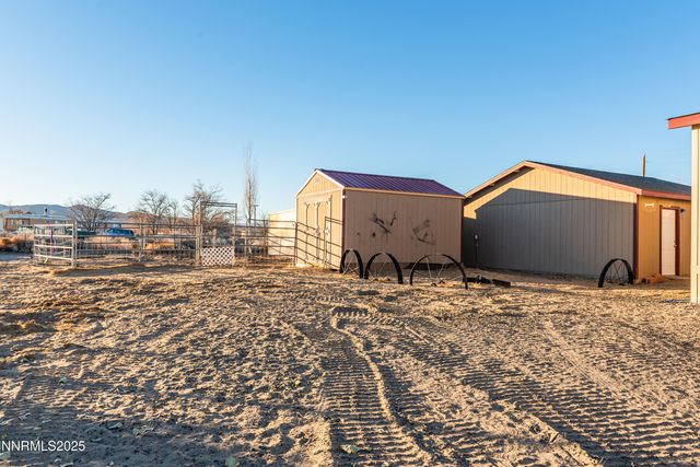 2595 E 4th Street, Silver Springs, NV 89429