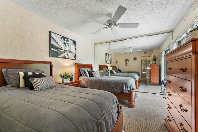 411 4 Terrace, Palm Beach Gardens, FL 33418