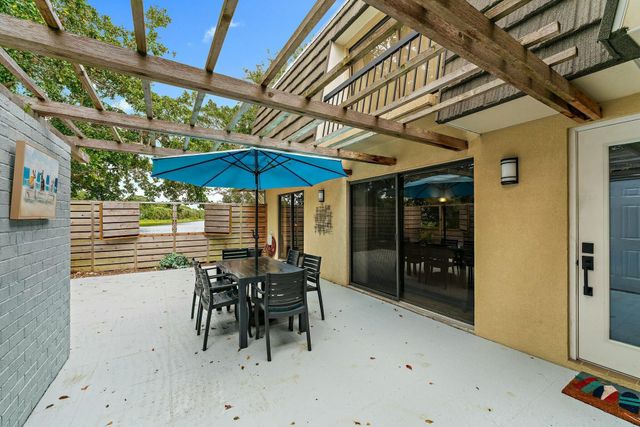 411 4 Terrace, Palm Beach Gardens, FL 33418