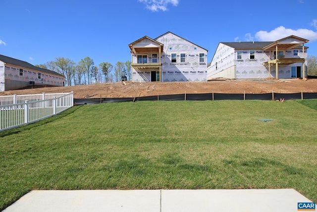 127 VIRGINIA AVE, Palmyra, VA 22963