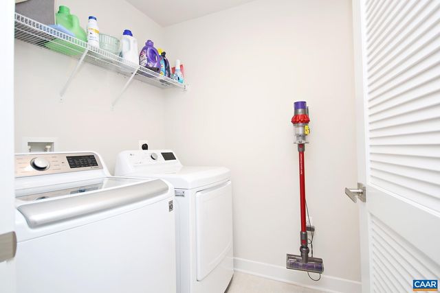 127 VIRGINIA AVE, Palmyra, VA 22963