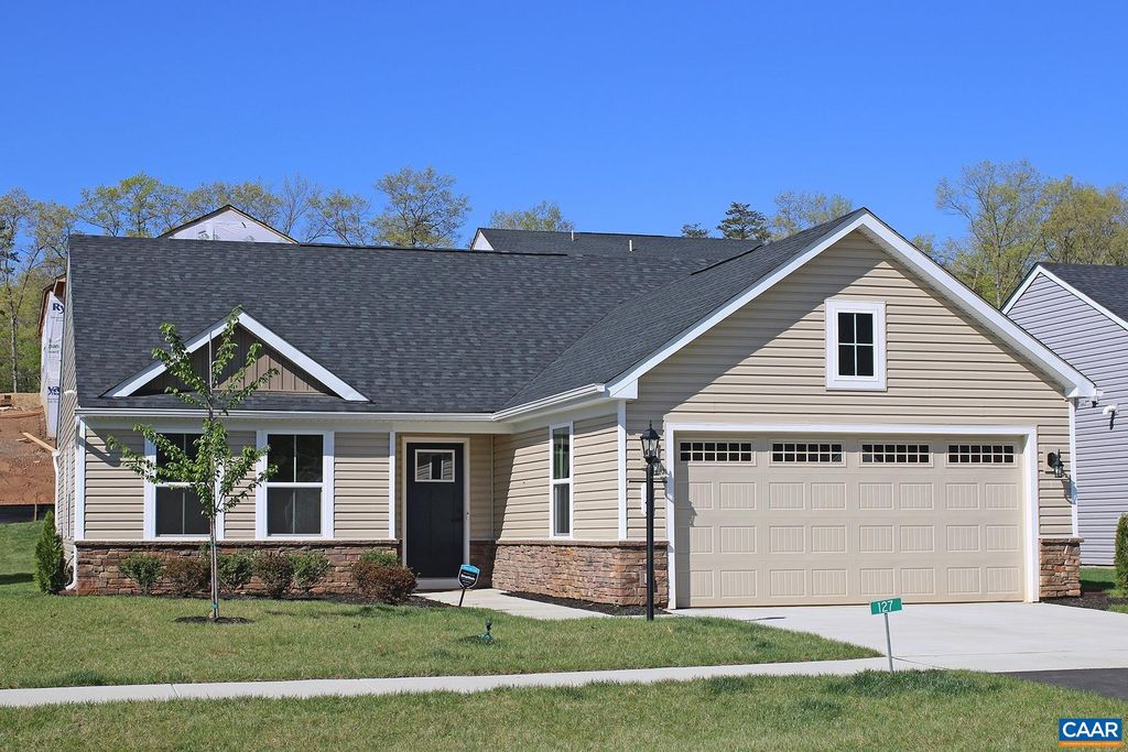 127 VIRGINIA AVE, Palmyra, VA 22963