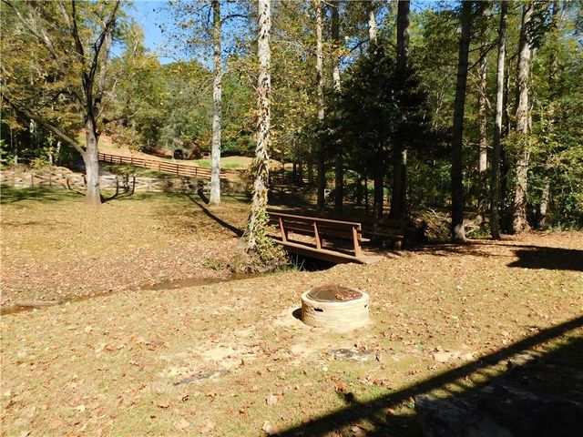 971 Mountain Cove Road, Dahlonega, GA 30533