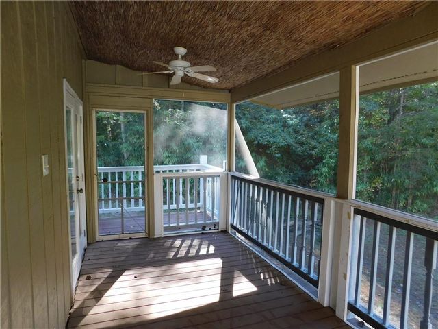 971 Mountain Cove Road, Dahlonega, GA 30533