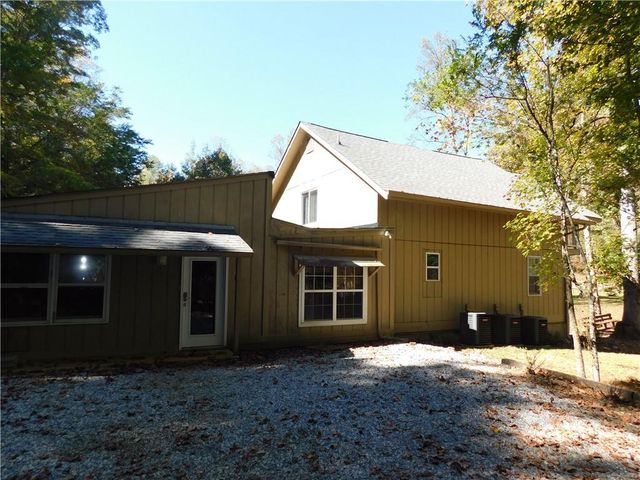 971 Mountain Cove Road, Dahlonega, GA 30533