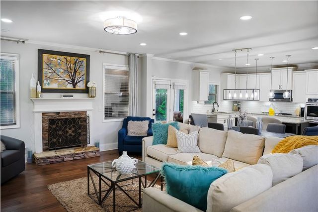 2186 Hamilton Lake Parkway, Buford, GA 30519