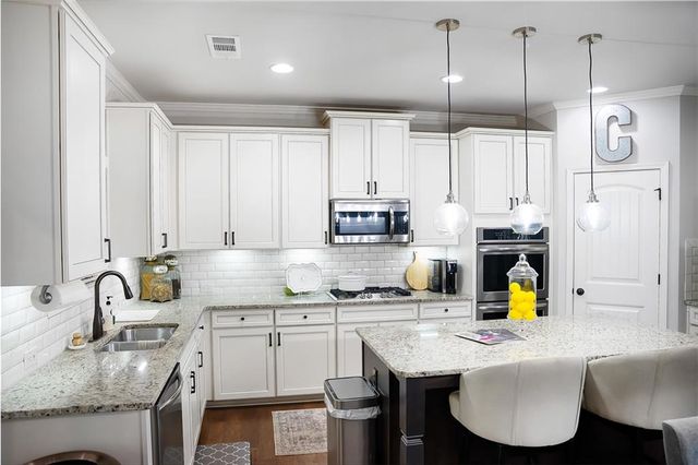 2186 Hamilton Lake Parkway, Buford, GA 30519