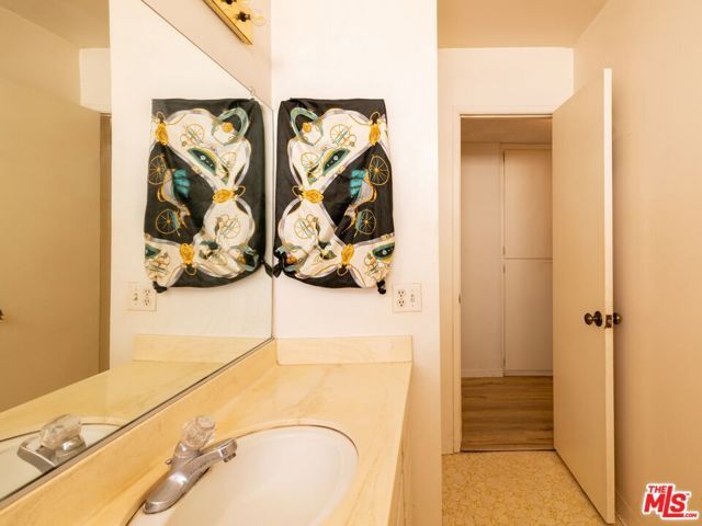 5055 Coldwater Canyon Avenue 114, Los Angeles, CA 91423