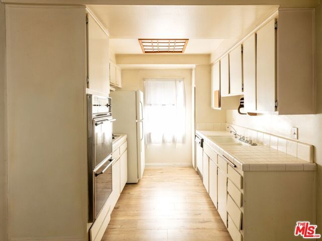 5055 Coldwater Canyon Avenue 114, Los Angeles, CA 91423