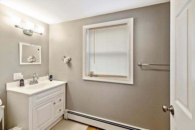 8 South Elm Street, St. Albans City, VT 05478