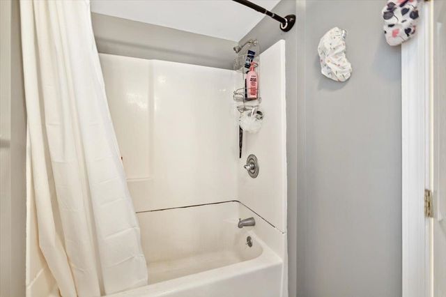 8 South Elm Street, St. Albans City, VT 05478