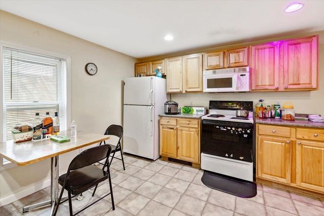 8 South Elm Street, St. Albans City, VT 05478