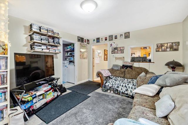 8 South Elm Street, St. Albans City, VT 05478