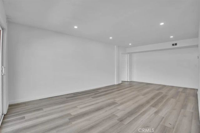 5412 Lindley Avenue 110, Encino, CA 91316
