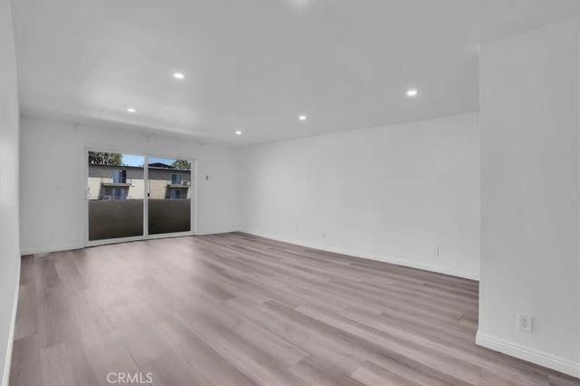 5412 Lindley Avenue 110, Encino, CA 91316
